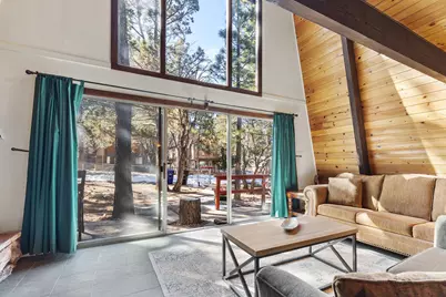 189 Moreno Ln Lane, Sugarloaf, CA 92386 - Photo 3