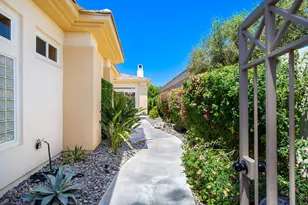 371 Tomahawk Dr, Palm Desert, CA 92211 - Photo 49