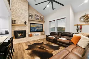 47145 Skyview Dr, Big Bear City, CA 92314 - Photo 27