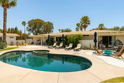 1318 E Via Escuela, Palm Springs, CA 92262 - Photo 15