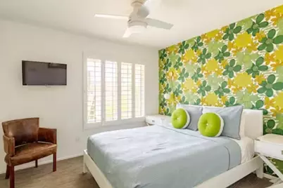 1318 E Via Escuela, Palm Springs, CA 92262 - Photo 11