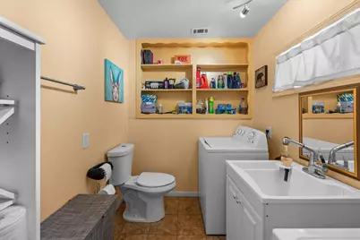 1017 W Rainbow Boulevard, Big Bear City, CA 92314 - Photo 17