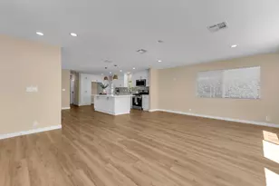 39163 Warm Springs Dr, Palm Desert, CA 92260 - Photo 13