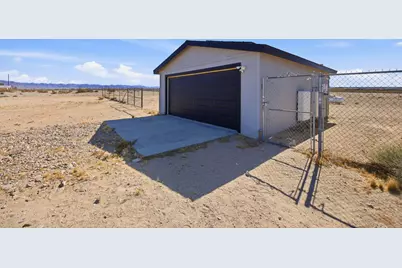 1184 Lear Avenue, 29 Palms, CA 92277 - Photo 7