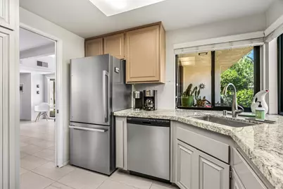 657 N Palomar Circle, Palm Springs, CA 92262 - Photo 15