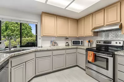 657 N Palomar Circle, Palm Springs, CA 92262 - Photo 13