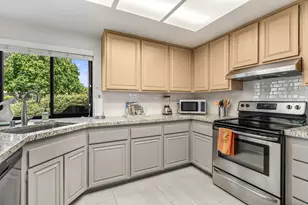 657 N Palomar Circle, Palm Springs, CA 92262 - Photo 13