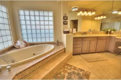 77530 Delaware Place, Palm Desert, CA 92211 - Photo 19
