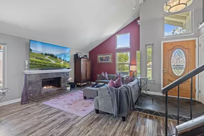 7895 Shell Circle, Huntington Beach, CA 92648 - Photo 5