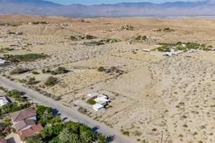 28981 Desert Charm Rd, Desert Hot Springs, CA 92241 - Photo 13