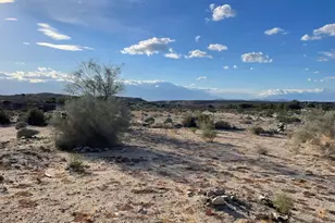 28981 Desert Charm Rd, Desert Hot Springs, CA 92241 - Photo 11