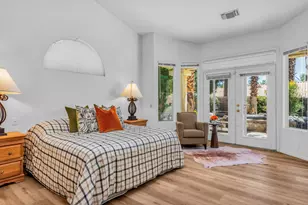 402 Cypress Point Dr, Palm Desert, CA 92211 - Photo 19