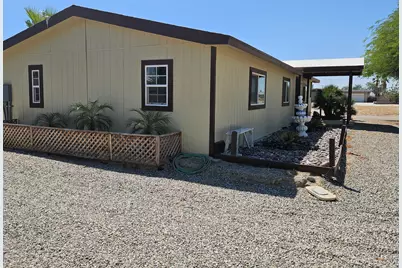 2872 Crystal Lake Avenue, Thermal, CA 92274 - Photo 3