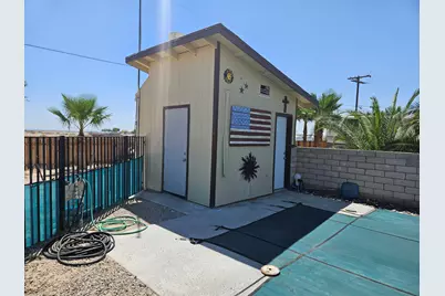 2872 Crystal Lake Avenue, Thermal, CA 92274 - Photo 23