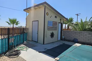 2872 Crystal Lake Ave, Thermal, CA 92274 - Photo 23