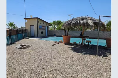 2872 Crystal Lake Avenue, Thermal, CA 92274 - Photo 21