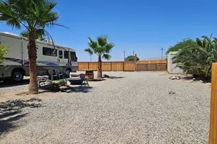 2872 Crystal Lake Ave, Thermal, CA 92274 - Photo 33