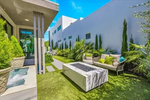 141 Blue Moon Dr, Palm Springs, CA 92262 - Photo 25
