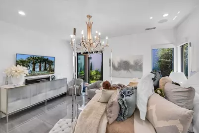 141 Blue Moon Drive, Palm Springs, CA 92262 - Photo 19