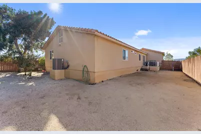 16228 Avenue Merced, Desert Hot Springs, CA 92240 - Photo 25