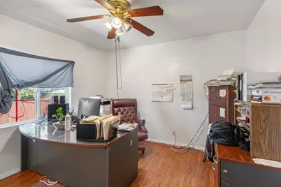 2930 W Florence Avenue, Los Angeles, CA 90043 - Photo 15