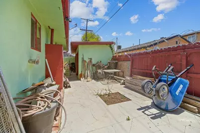 2930 W Florence Avenue, Los Angeles, CA 90043 - Photo 25