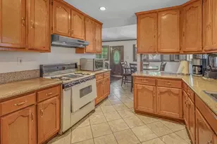 2930 W Florence Ave, Los Angeles, CA 90043 - Photo 3