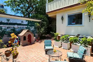 1160 S Beverwil Dr, Los Angeles, CA 90035 - Photo 23