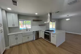 46075 Verba Santa Dr, Palm Desert, CA 92260 - Photo 13