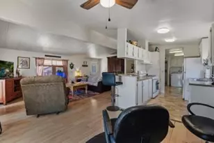 15500 Bubbling Wells Road, Desert Hot Springs, CA 92240 - Photo 17