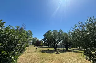 5050 Bo Peep Ln, Redding, CA 96002 - Photo 45