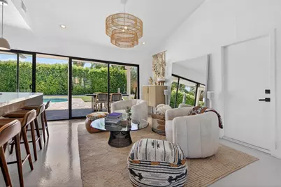 1055 E Louise Drive, Palm Springs, CA 92262 - Photo 17