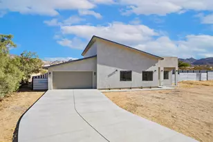 69225 Cottonwood Dr, 29 Palms, CA 92277 - Photo 3