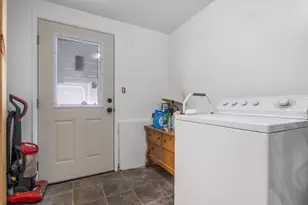 195 Elgin Rd, Big Bear Lake, CA 92315 - Photo 25