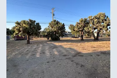 57986 Joshua Lane, Yucca Valley, CA 92284 - Photo 31