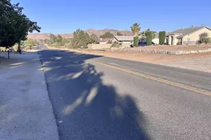 57986 Joshua Ln, Yucca Valley, CA 92284 - Photo 43