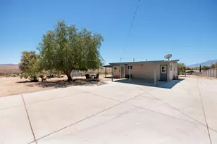 10860 Juniper Ave, Morongo Valley, CA 92256 - Photo 11