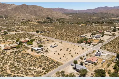 10860 Juniper Avenue, Morongo Valley, CA 92256 - Photo 19