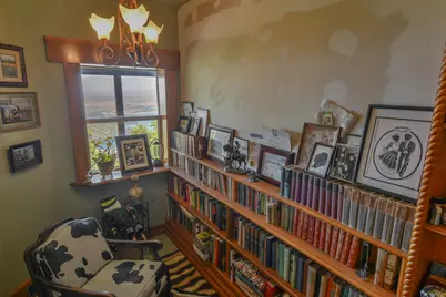 194 Cedar Lake Drive, San Bernardino, CA 92407 - Photo 49