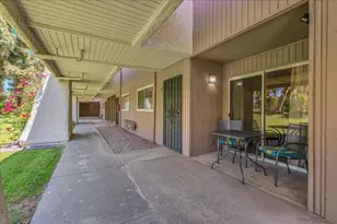 2860 N Los Felices Rd, Palm Springs, CA 92262 - Photo 23