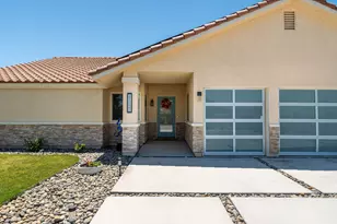 67727 Diane Ln, Cathedral City, CA 92234 - Photo 7