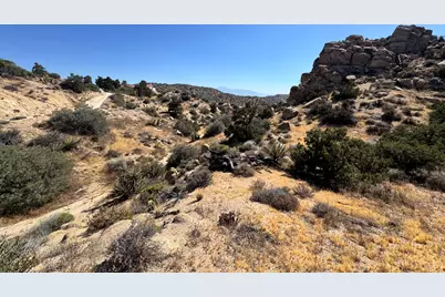 5990 Acoma Trail, Yucca Valley, CA 92284 - Photo 19