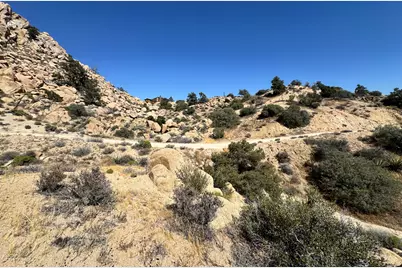 5990 Acoma Trail, Yucca Valley, CA 92284 - Photo 21