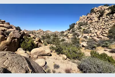 5990 Acoma Trail, Yucca Valley, CA 92284 - Photo 9