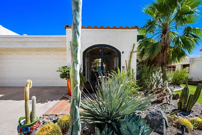 49520 Avenida Vista Bonita, La Quinta, CA 92253 - Photo 3