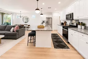 51805 Pinnacle Vis Dr, Indio, CA 92201 - Photo 9