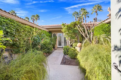 49105 Casa Del Rio, La Quinta, CA 92253 - Photo 7