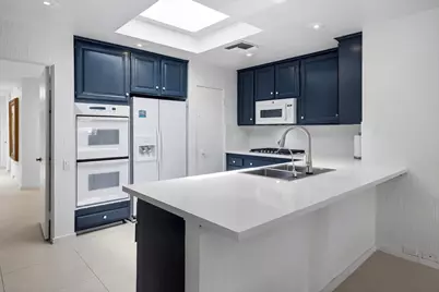 42 Lafayette Drive, Rancho Mirage, CA 92270 - Photo 11