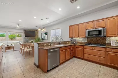 43425 Sentiero Drive, Indio, CA 92203 - Photo 9