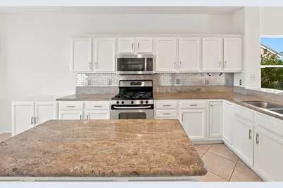 39455 Manorgate Road, Palm Desert, CA 92211 - Photo 15